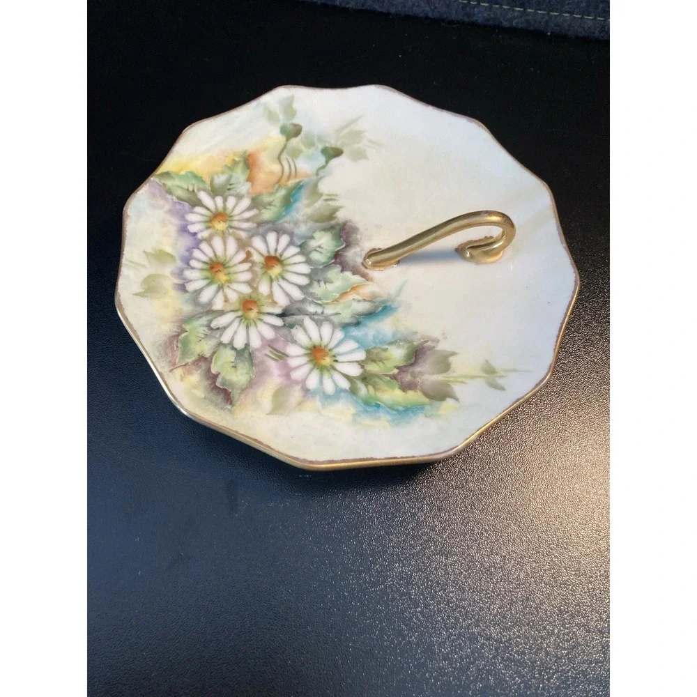 Vintage‎ Hand Painted Porcelain Handled Dish Daisy Floral Gold Trim Signed 1976